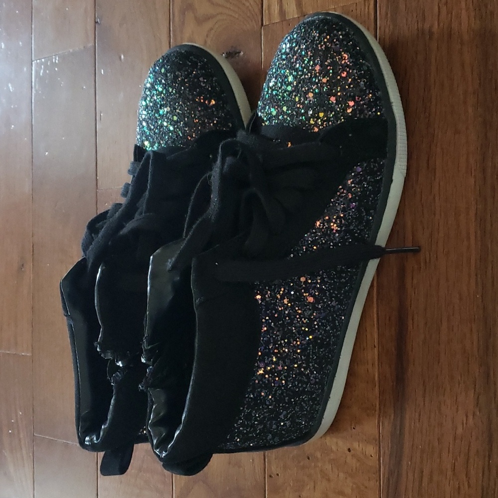 Justice size 5 sparkle shoes